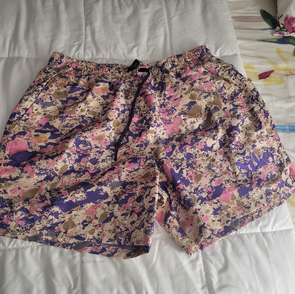 Nike Sportswear Trek Division Woven Flow Shorts Running DR9970-550 SZ XL NWT C5
